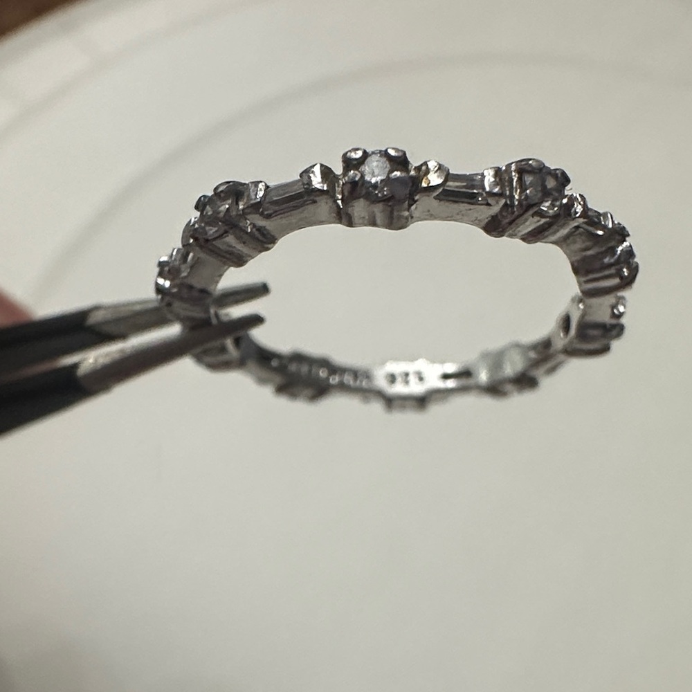 Elegant Silver Women's Ring